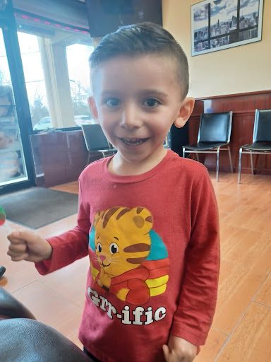 Barber Shop «Boris Barbershop», reviews and photos, 1100 Waverly Ave # 6, Holtsville, NY 11742, USA