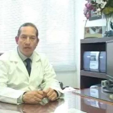 Prof. Mario Rey Ferro, Gastroenterólogo