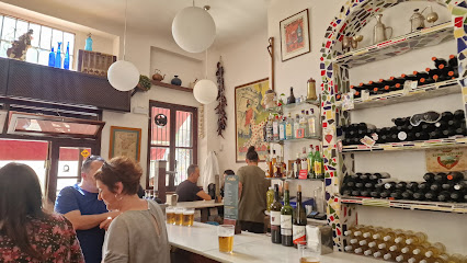 Bar Candela - Calle Sta. Escolástica, 9, 18009 Granada, Spain