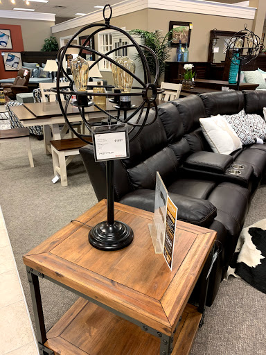 Furniture Store «Badcock Home Furniture &more», reviews and photos, 525 W Brandon Blvd, Brandon, FL 33511, USA