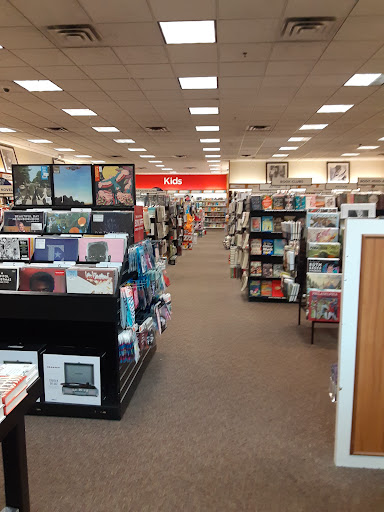 Shopping Mall «Coventry Mall», reviews and photos, 351 W Schuylkill Rd, Pottstown, PA 19465, USA