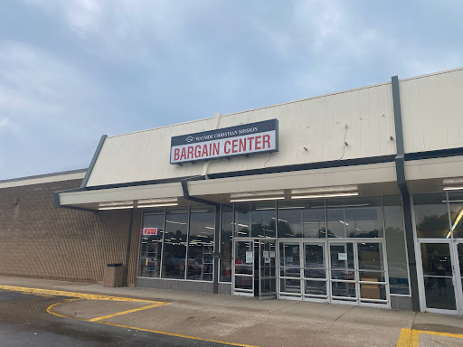 Thrift Store «Wayside Christian Mission Bargain Center», reviews and photos