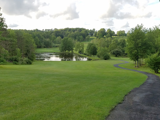 Golf Course «Grandview Farms Golf Course», reviews and photos, 400 Hartwell Rd, Berkshire, NY 13736, USA