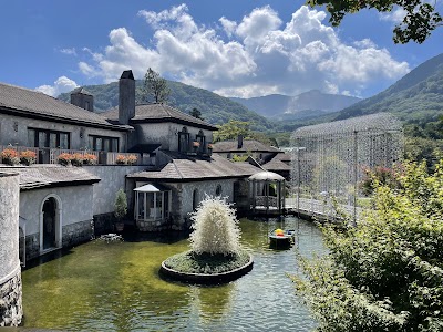 箱根ガラスの森美術館