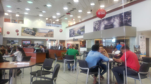 Toyota Dealer «Central Florida Toyota», reviews and photos, 11020 S Orange Blossom Trail, Orlando, FL 32837, USA