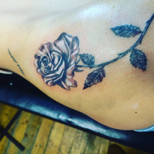 Értékelések erről a helyről: Frontal Tattoo & Piercing Studió, Miskolc - Tetoválószalon