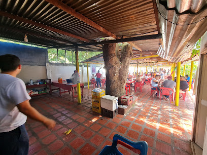 Restaurante - Donde Pacho - Magangué, Bolivar, Colombia