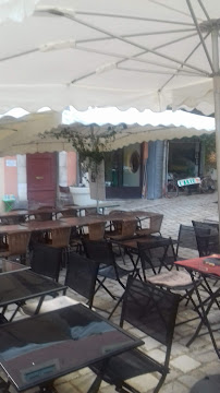 Atmosphère du Restaurant espagnol La Onda - Restaurant et Tapas à Vence - n°5