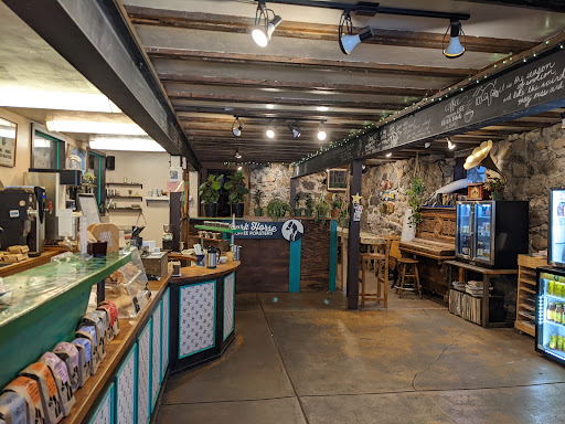 Coffee Shop «Dark Horse Coffee Roasters Truckee», reviews and photos, 10009 W River St, Truckee, CA 96161, USA