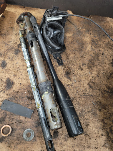 Auto Repair Shop «Middleton Transmission & Auto Repair», reviews and photos, 14 Lonergan Rd, Middleton, MA 01949, USA