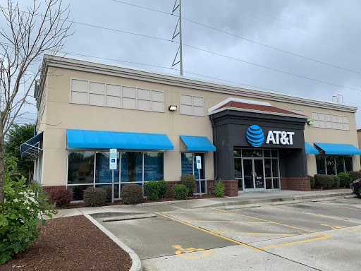 AT&T, 314 S College Rd, Wilmington, NC 28403, USA, 