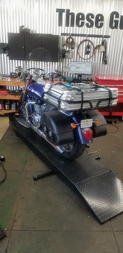 Motorcycle Repair Shop «Moto Republic - Service, Parts & DIY Moto Shop», reviews and photos, 5037 Eagle Rock Blvd, Los Angeles, CA 90041, USA