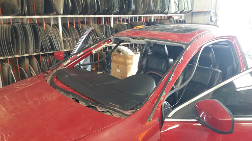 Servicio de reparación para vidrios de automóviles Saltillo