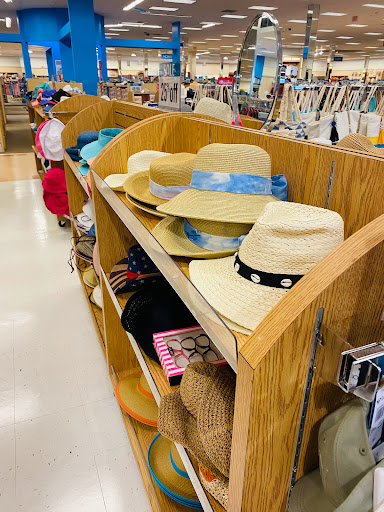 Department Store «Bealls Outlet», reviews and photos, 6030 Gall Blvd, Zephyrhills, FL 33542, USA