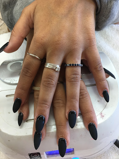 Nail Salon «Bella Nails & Spa», reviews and photos, 904 N Scottsdale Rd # 105, Tempe, AZ 85281, USA