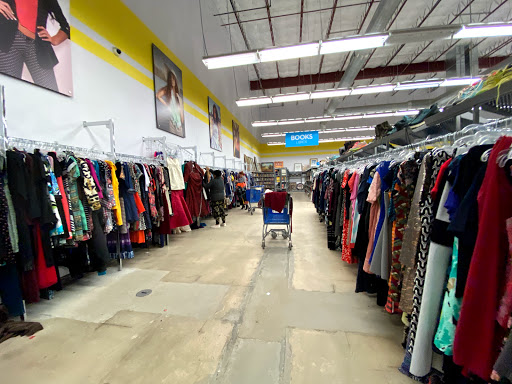 Thrift Store «Goodwill Central Texas - Oak Hill Store», reviews and photos