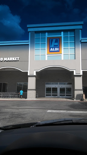 Supermarket «ALDI», reviews and photos, 14933 N Florida Ave, Tampa, FL 33613, USA