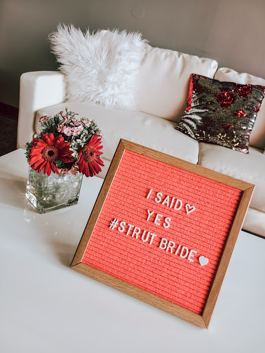 Bridal Shop «Strut Bridal Salon - Sizes 12+», reviews and photos, 4264 Atlantic Ave, Long Beach, CA 90807, USA