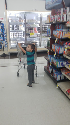 Grocery Store «Hardings Friendly Market», reviews and photos, 510 S Main St, Middlebury, IN 46540, USA