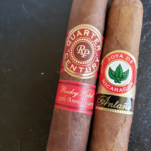 Tobacco Shop «By The Bay Smoke Shop / Cigar Shop», reviews and photos, 191 Airport Rd, Warwick, RI 02889, USA