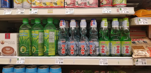 Grocery Store «Quality Food Center», reviews and photos, 6940 Coal Creek Pkwy SE, Newcastle, WA 98059, USA