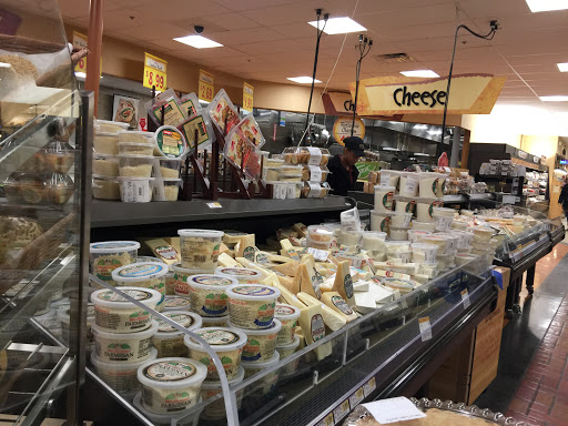 Supermarket «Wegmans», reviews and photos, 4256 James St, East Syracuse, NY 13057, USA