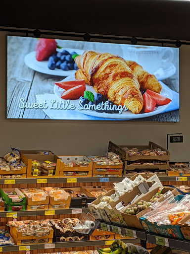 Supermarket «ALDI», reviews and photos, 1114 S Main St, West Bend, WI 53095, USA