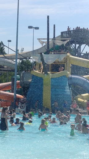 Water Park «Cascade Bay Water Park», reviews and photos, 1360 Civic Center Dr, Eagan, MN 55122, USA