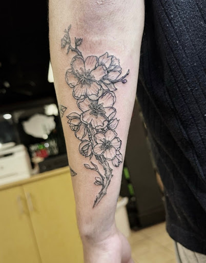 Explore katana tattoo ideas, creative tattoo ideas in Houston, available at 333 Tattoo Studio HTX