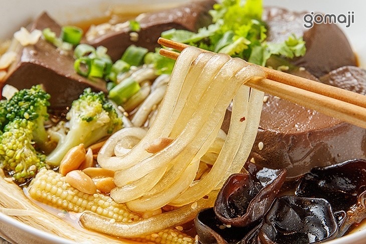 鋼鐵大叔重慶酸辣粉 東吳大學城中部 的照片