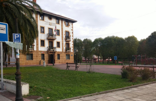 Centro de Día de Muskiz en Muskiz, Vizcaya
