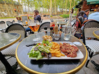 Plats et boissons du Café et restaurant de grillades Le Coup d'État à Versailles - n°16