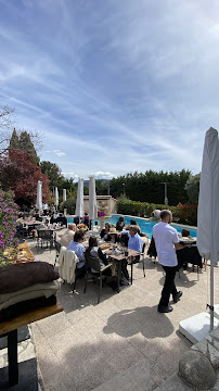 Atmosphère du Restaurant de spécialités provençales La Quinta Table Provençale - Restaurant Allauch - n°5