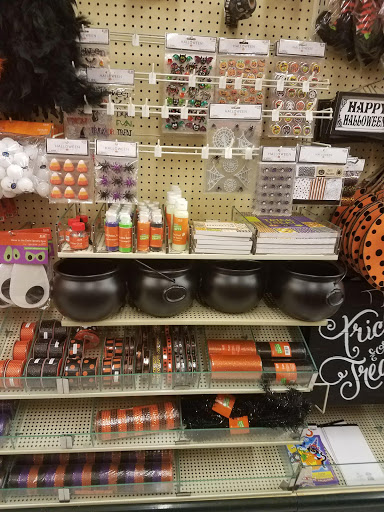 Craft Store «Hobby Lobby», reviews and photos, 1404 Old Aberdeen Rd #41, Columbus, MS 39705, USA