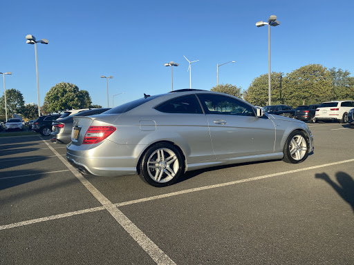 Mercedes Benz Dealer «Mercedes-Benz of Chantilly», reviews and photos, 14841 Stonecroft Blvd, Chantilly, VA 20151, USA