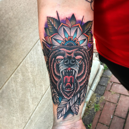 Tattoo Shop «Electric Anchor Tattoo Co.», reviews and photos, 820 Market St #100, Parkersburg, WV 26101, USA