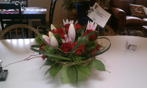 Florist «Grassis Flowers & Gifts», reviews and photos, 3602 Center St, Tacoma, WA 98409, USA