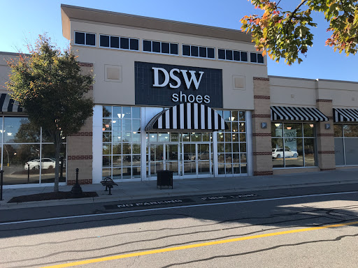 DSW Designer Shoe Warehouse, 3604 Sumner Blvd, Raleigh, NC 27616, USA, 
