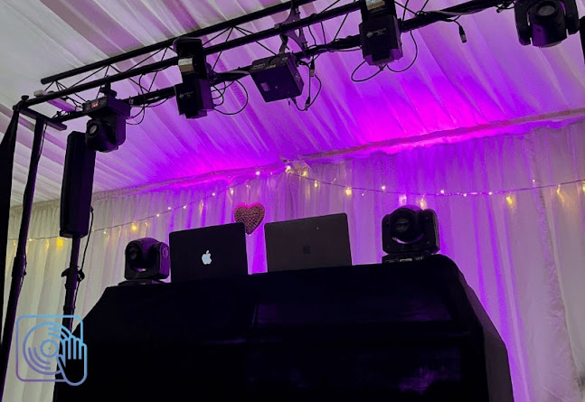 Comments and reviews of Floorfillers Entertainment- Disco/ DJ, Corporate & Event Equipment Hire (Lincolnshire)