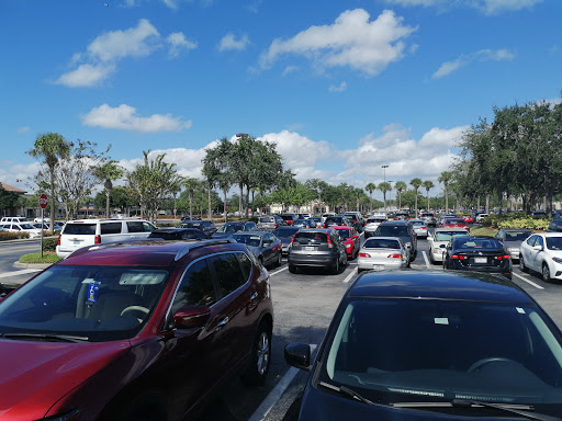 Shopping Mall «Colonial Plaza Mall», reviews and photos, 601 N Bumby Ave, Orlando, FL 32803, USA