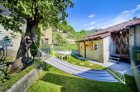 ERVE COME UNA VOLTA Casa Vacanza Via Costalottiere, 40, 23805 Erve LC, Italia