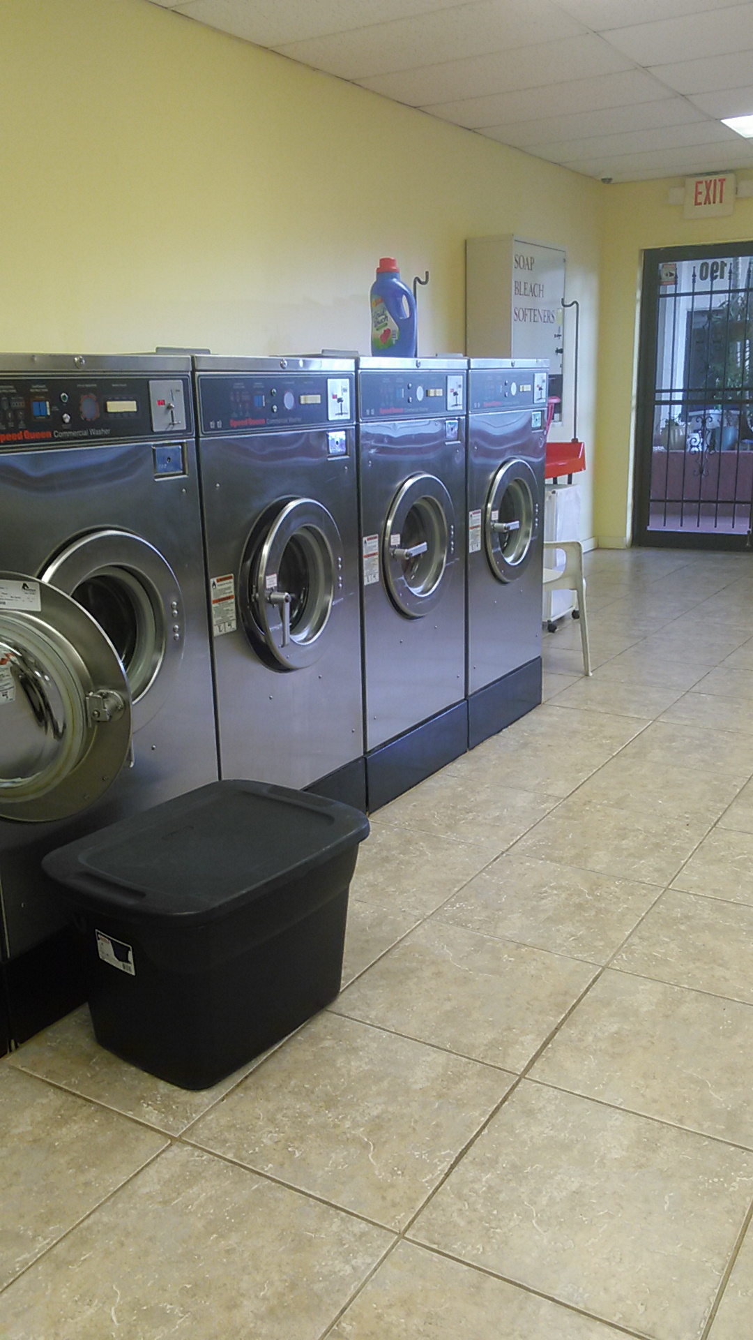 High Tech Laundry