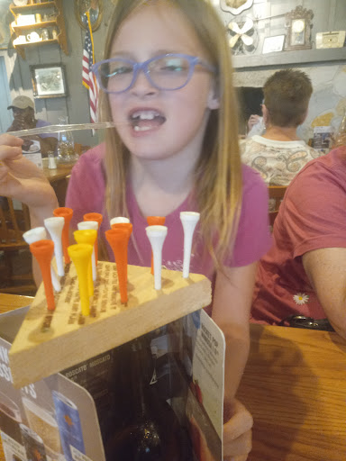 American Restaurant «Cracker Barrel Old Country Store», reviews and photos, 901 Veterans Memorial Pkwy, St Charles, MO 63303, USA