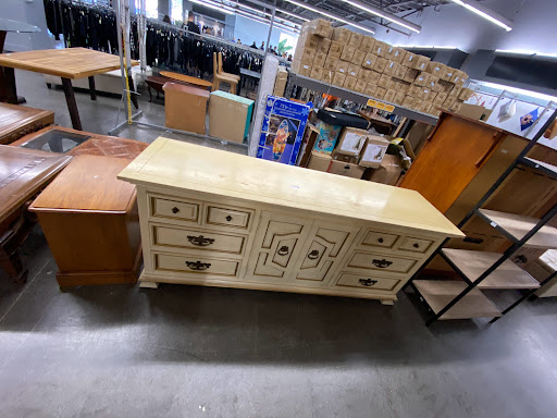 Thrift Store «Goodwill Marketplace», reviews and photos, 2722 W 5th St, Santa Ana, CA 92703, USA