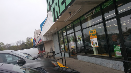 Dollar Store «Dollar Tree», reviews and photos, 452 Mt Pleasant St, New Bedford, MA 02746, USA