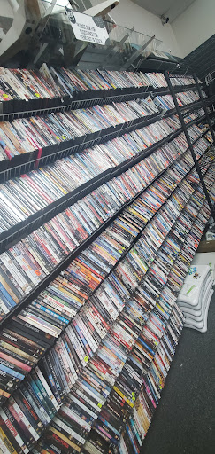 Video Game Store «Play It Trade It», reviews and photos, 4324 N High St, Columbus, OH 43214, USA