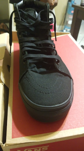 Shoe Store «WSS», reviews and photos, 201 Pacific Coast Hwy, Wilmington, CA 90744, USA