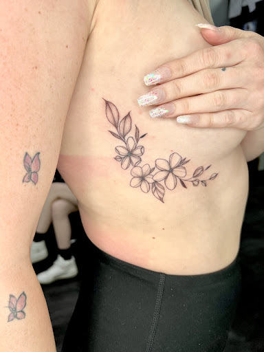 Tattoo Shop «Black Rose Tattoo Shop», reviews and photos, 3300 W Hillsboro Blvd, Deerfield Beach, FL 33442, USA