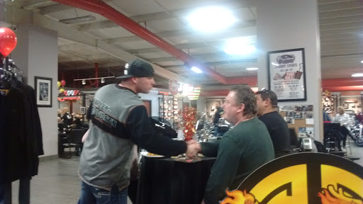 Motorcycle Dealer «Phantom Harley-Davidson», reviews and photos, 291 N Cypress Dr, Manteno, IL 60950, USA