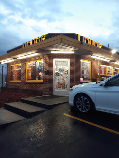 Liquor Store «State stree liquor & wine», reviews and photos, 1252 W State St, Bristol, TN 37620, USA